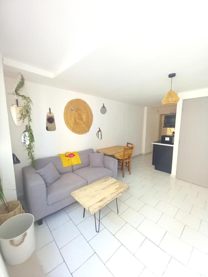 شقة Le Cosy Clermont-lʼHérault المظهر الخارجي الصورة